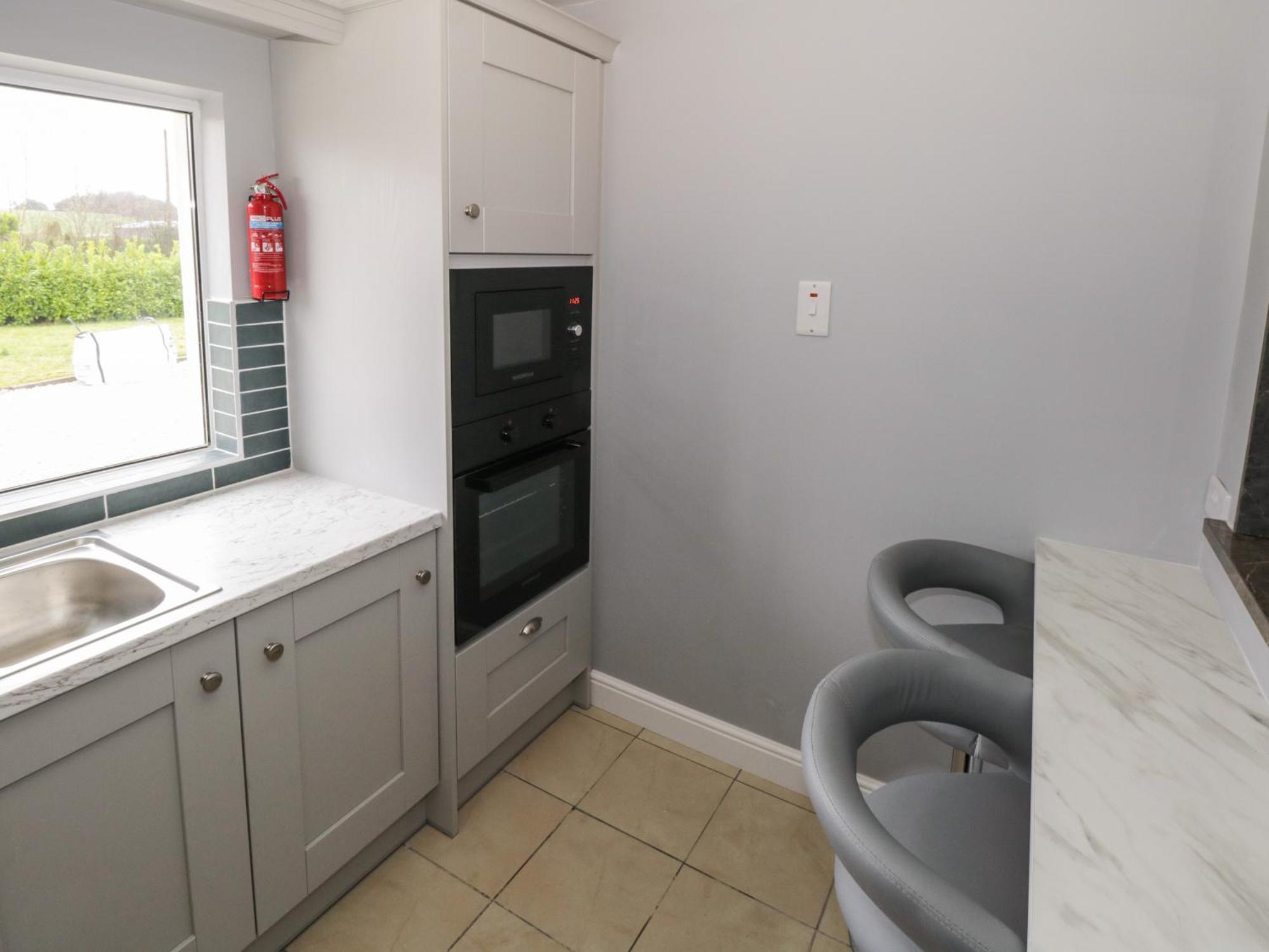 Cherry Tree Cottage Ballintober  Экстерьер фото